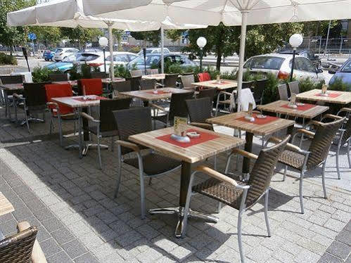 Ascot Bristol Hotel 4*